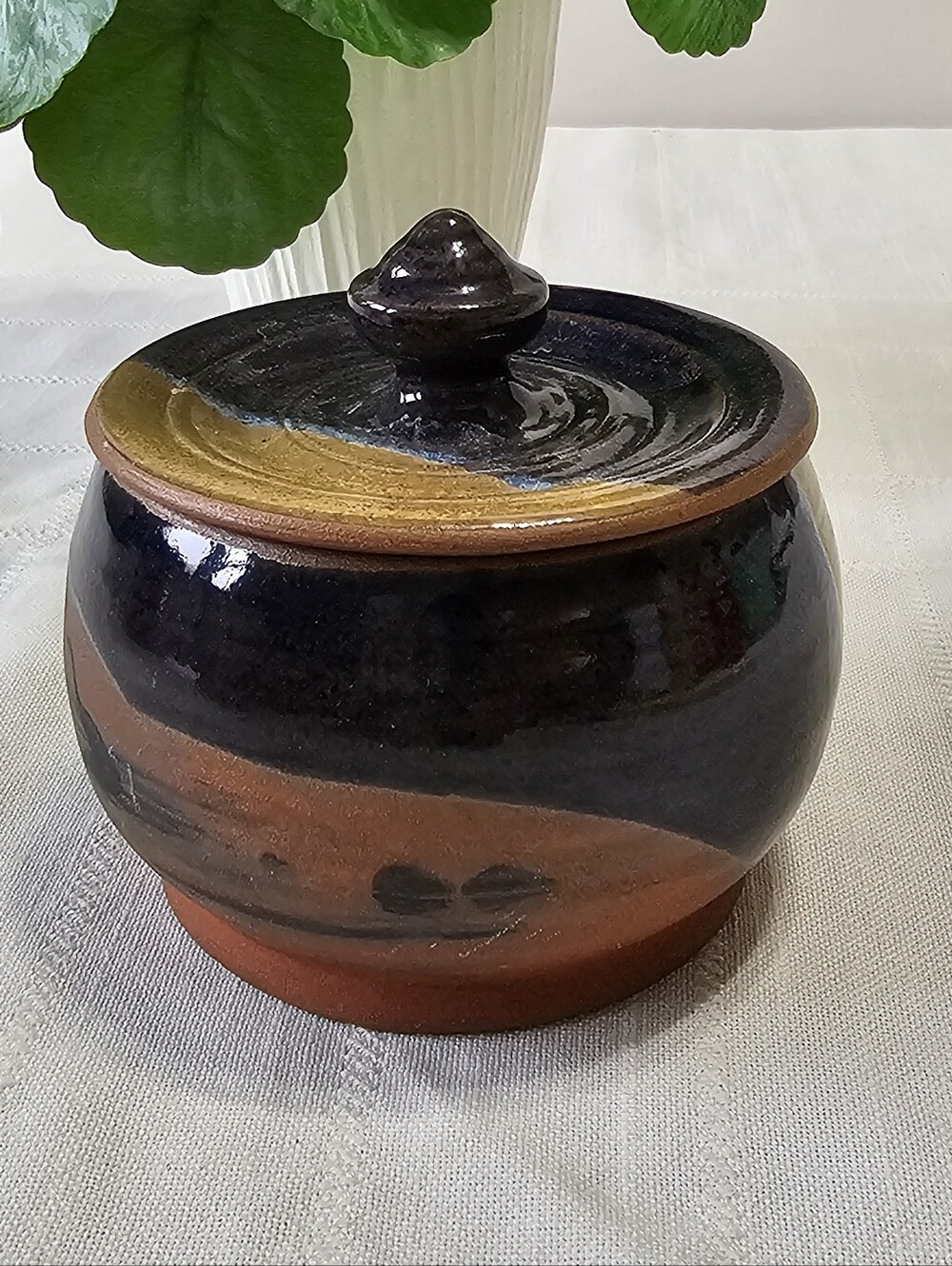 Signed Studio Pottery Lidded Stoneware Jar Waterbird Design 4"